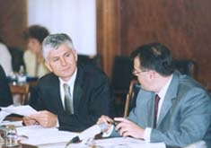 13jun02_sednica_vlade.jpg