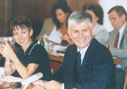 11jul02_sednica_vlade.jpg