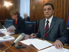 zzivkovic_sednica409a.jpg