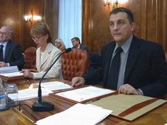 zzivkovic_vlada_sednica0210a.jpg