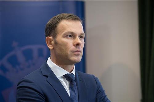 Синиша Мали
